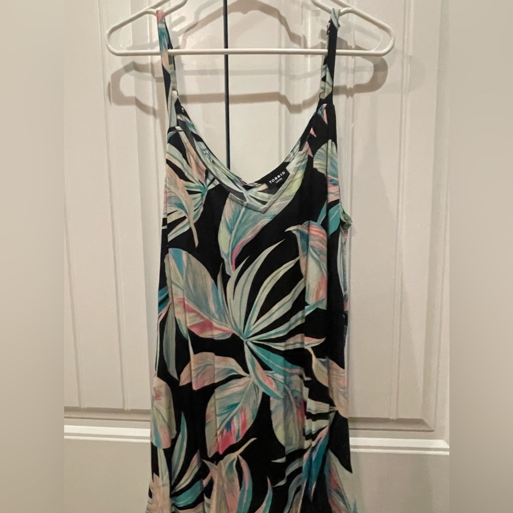🔥🔥🔥 Torrid Camisole-Style Top